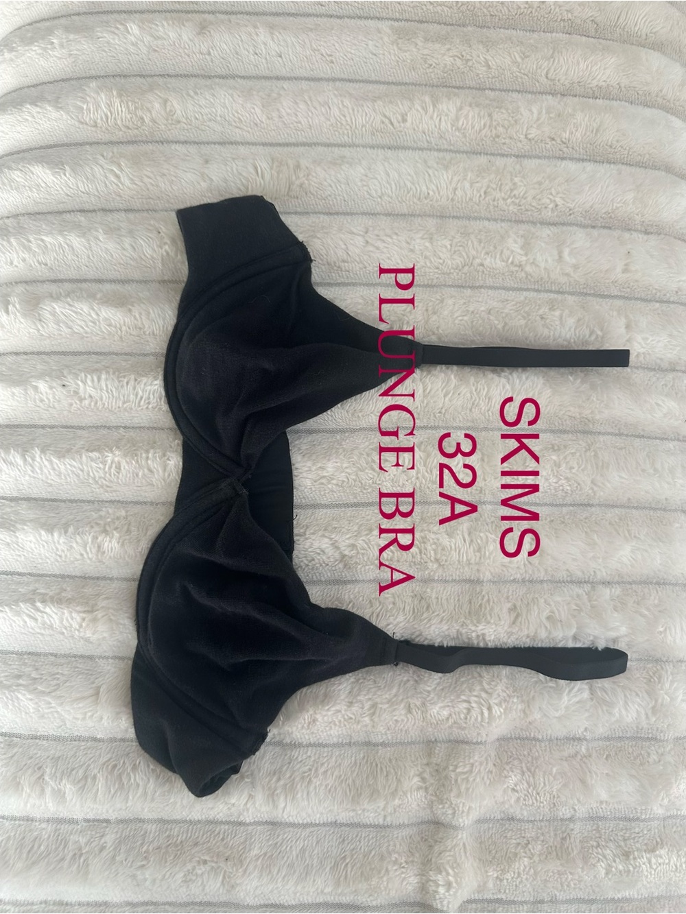 Skims S Black Plunge Bra